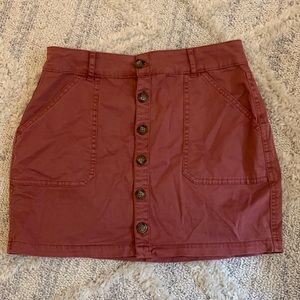 Red/rust cargo mini skirt button down